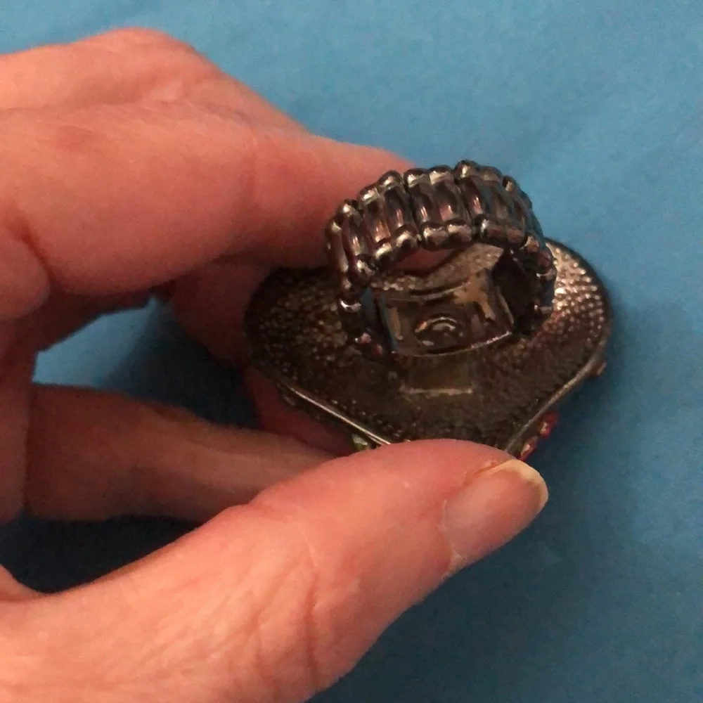 Multicolored Rhinestone Heart Ring - Picture 3 of 5